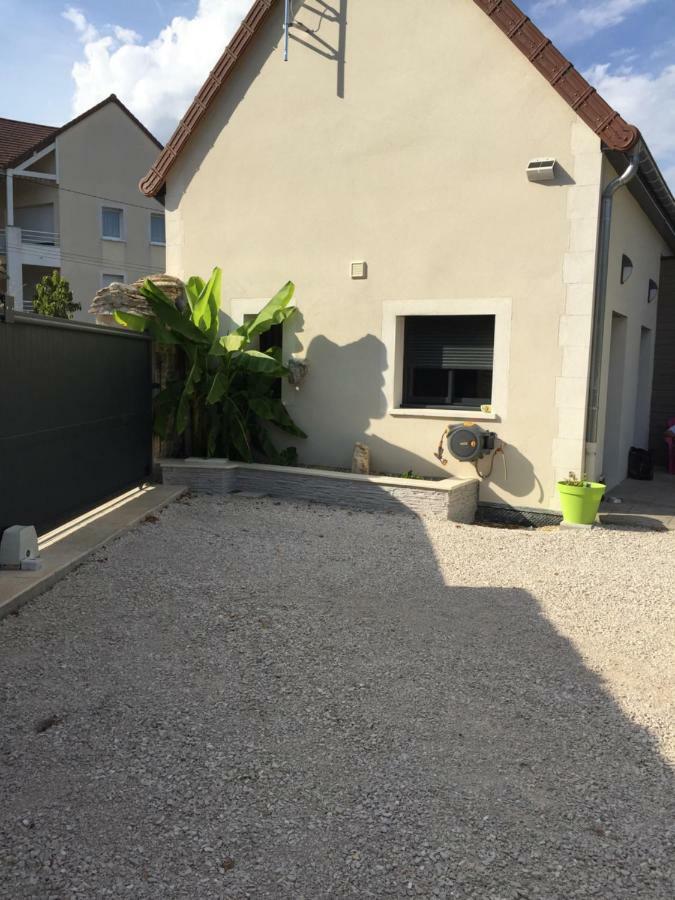 Le Jardin Des Arums Givry  Esterno foto